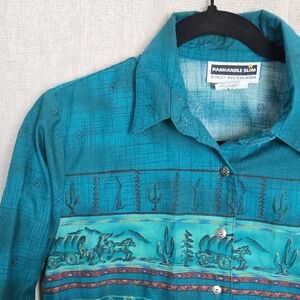 👢Retro Wesern Print Button-Up Top - Size Small